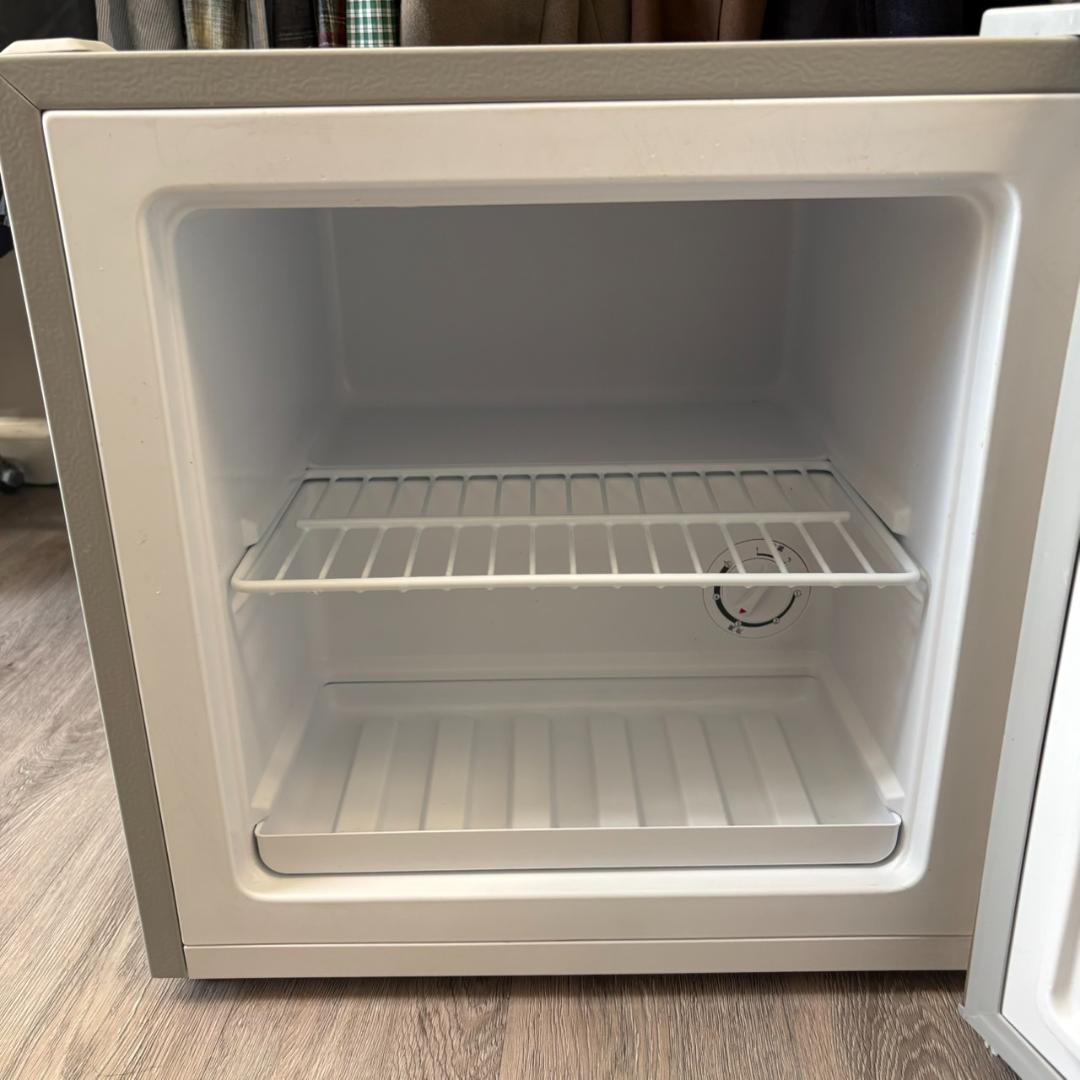 2023年製小型冷凍庫 31Lアイリスオーヤマ PF-A31FD-N