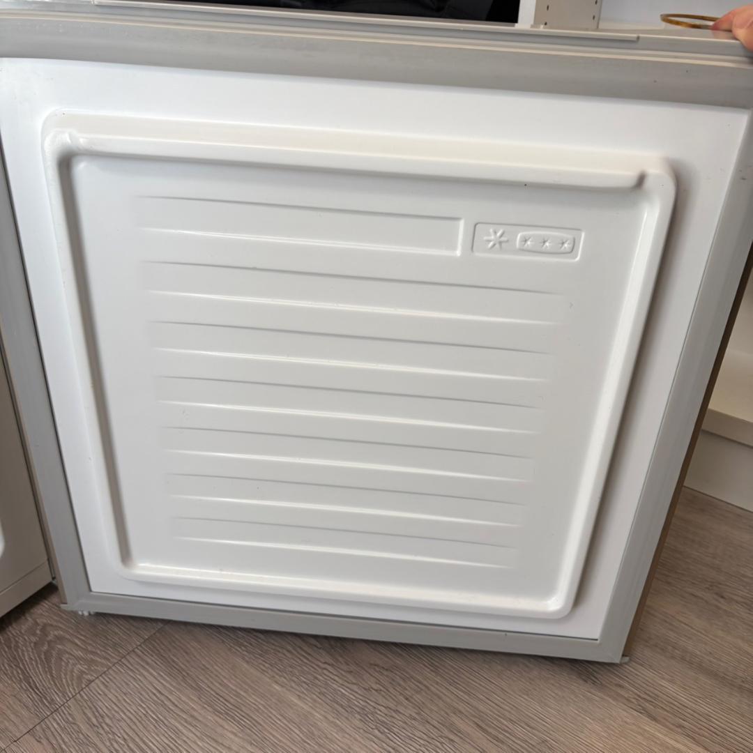 2023年製小型冷凍庫 31Lアイリスオーヤマ PF-A31FD-N