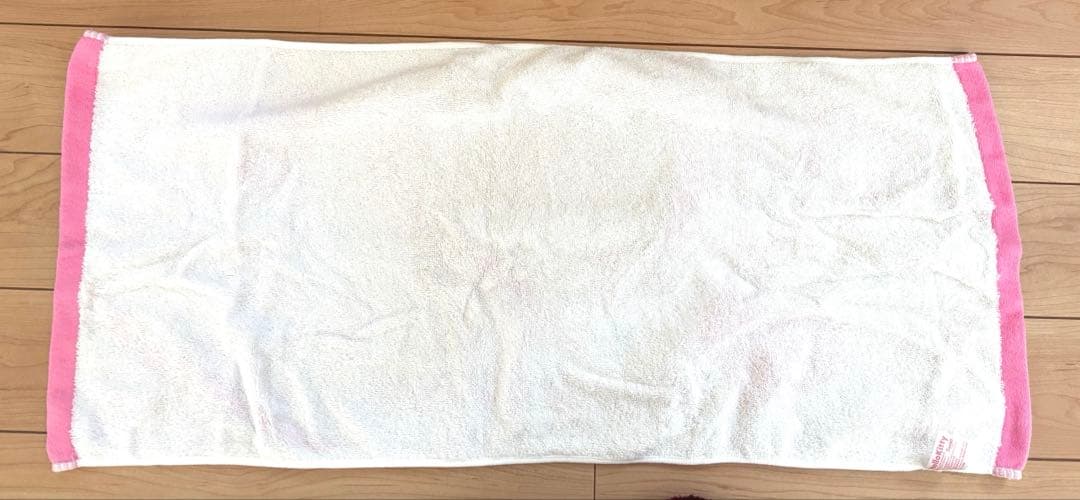 廃盤新品レア！サンリオちつじキティ　辻希美モー娘。コラボハローキティ　辻ちゃん