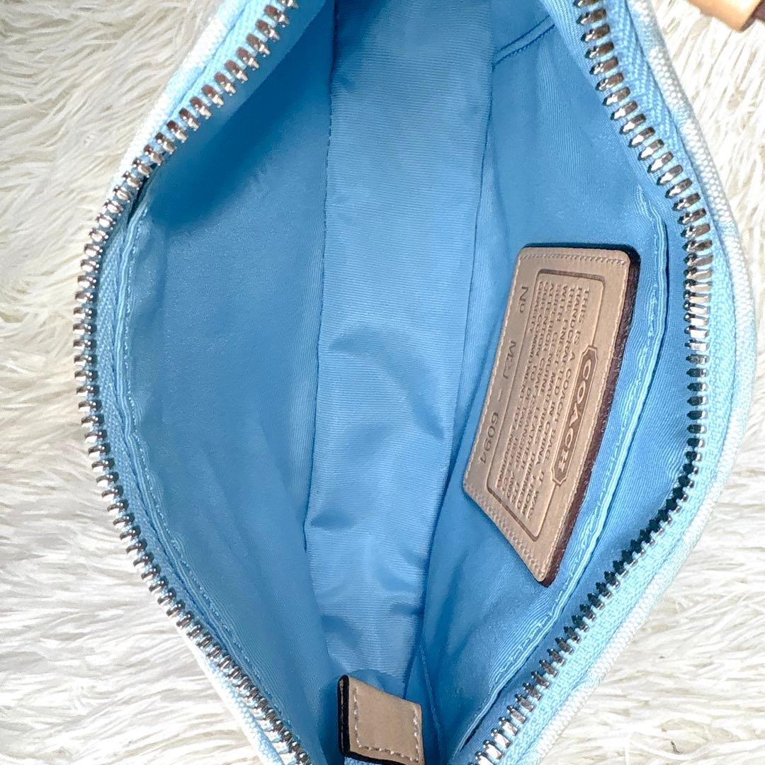 美品✨希少カラー COACH アクセサリーポーチ シグニチャー 水色 y2k