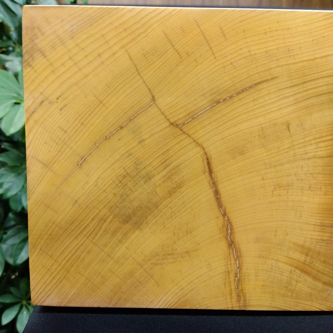 【国産　本榧　4寸碁盤　木表　脚なし】