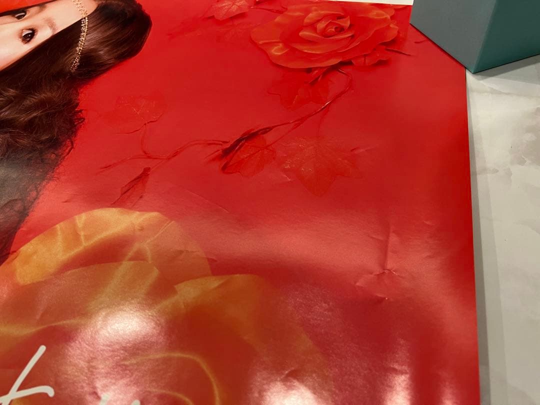 西野カナ 直筆サイン入りポスター 『Thank you, Love』 - メルカリ