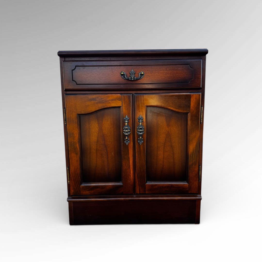 カリモク コロニアル キャビネット 花台 チェスト アンティーク調 約