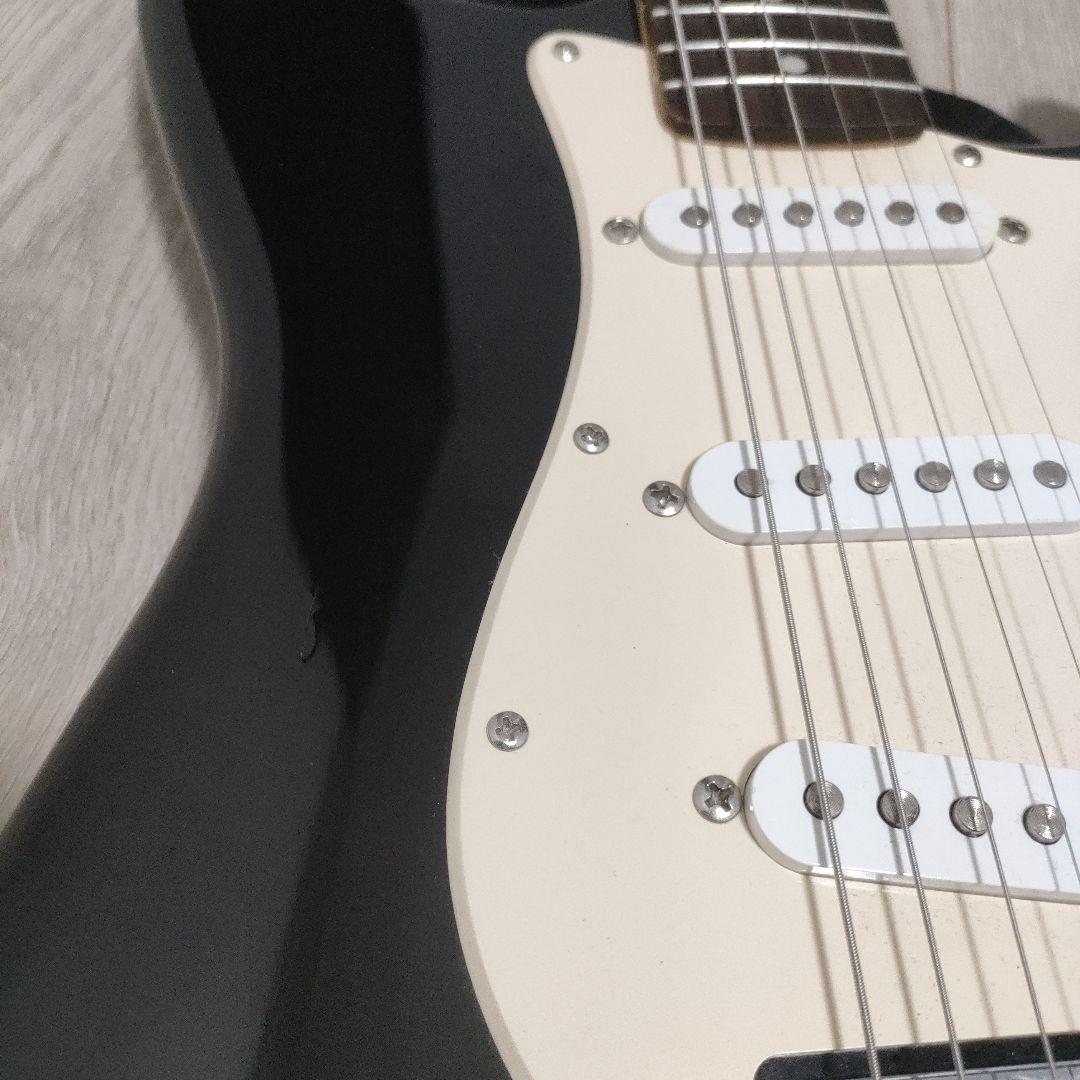 Squier ストラトキャスター ブラック ギターケース付き