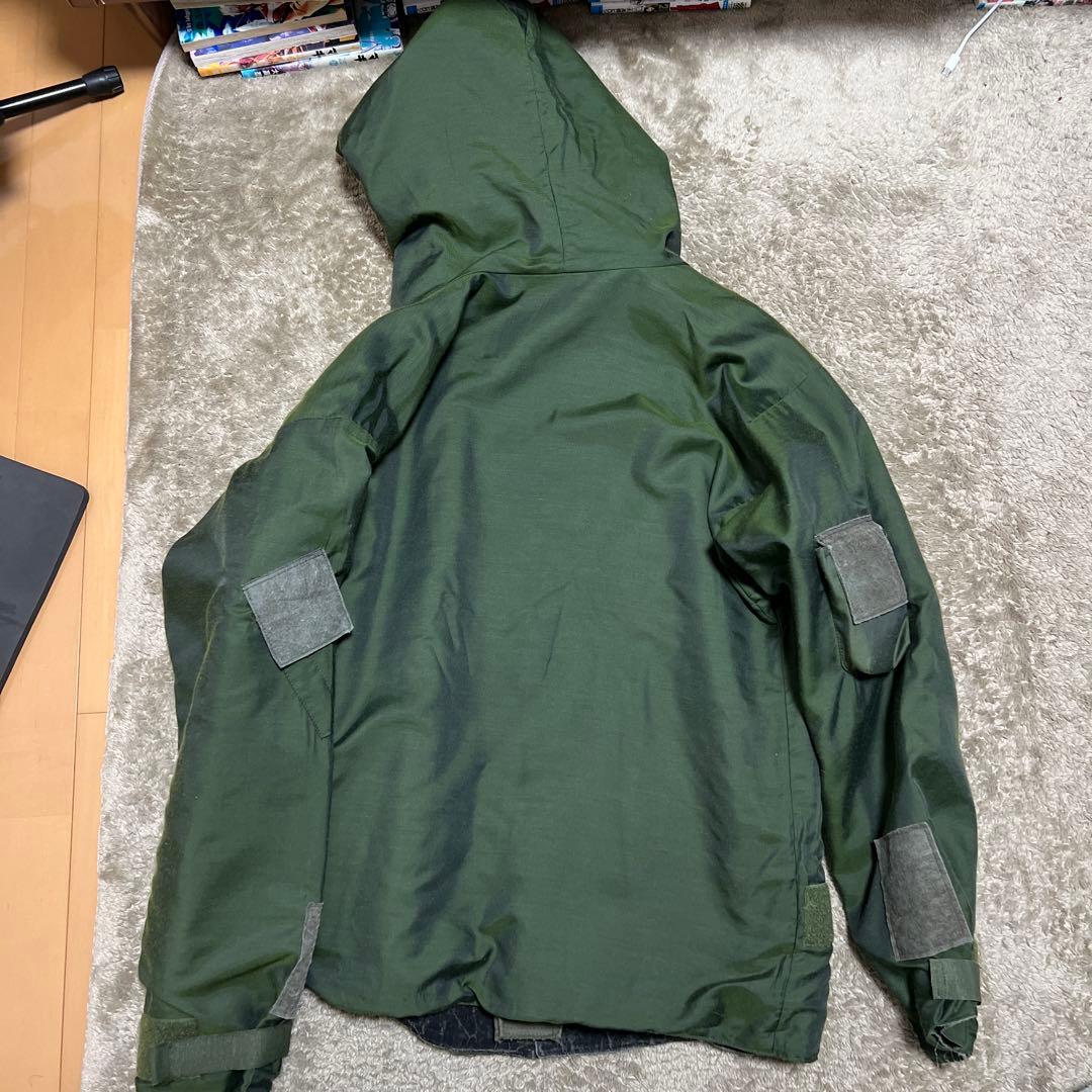 値下げ可能イギリス軍オリーブグリーンジャケット フード付き ミリタリー