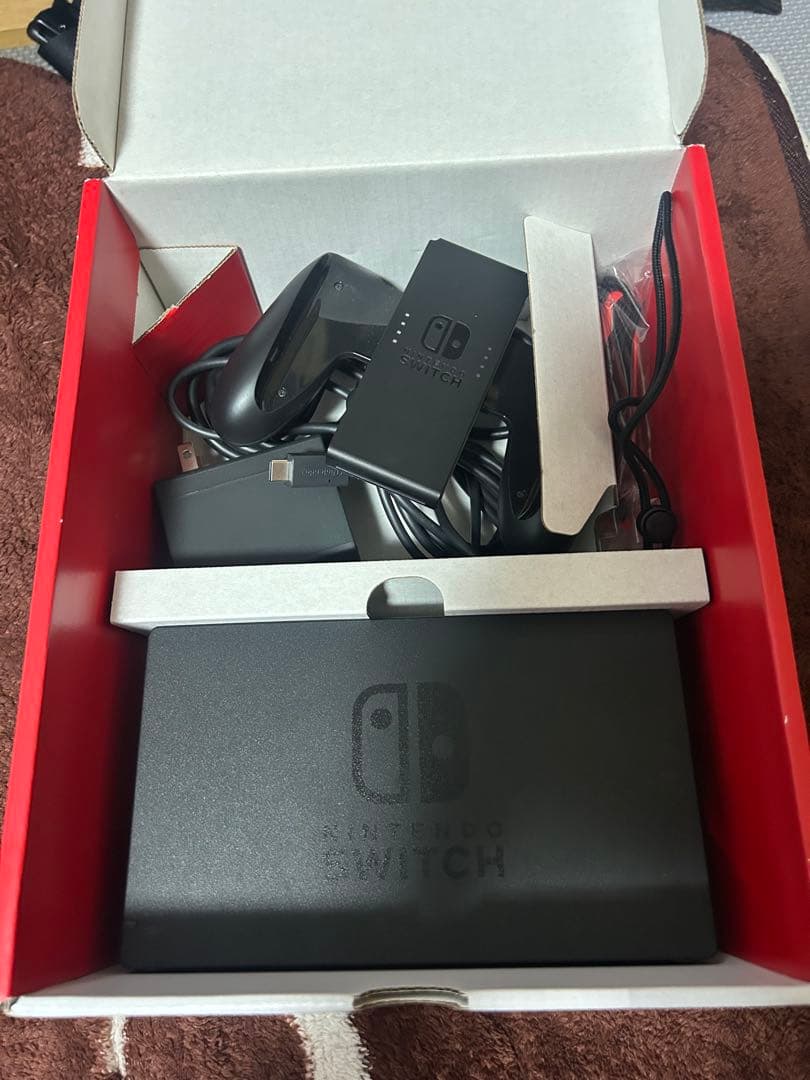 【値下げ価格】おまけ付きNintendo Switch 本体　有機ELモデル