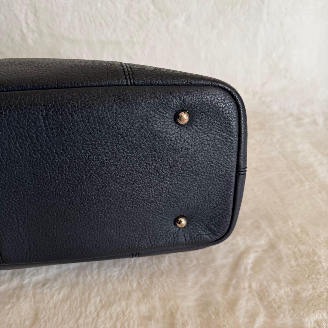 【美品】　バーニーズニューヨーク　オールレザー　トートバッグ　ネイビー　A4