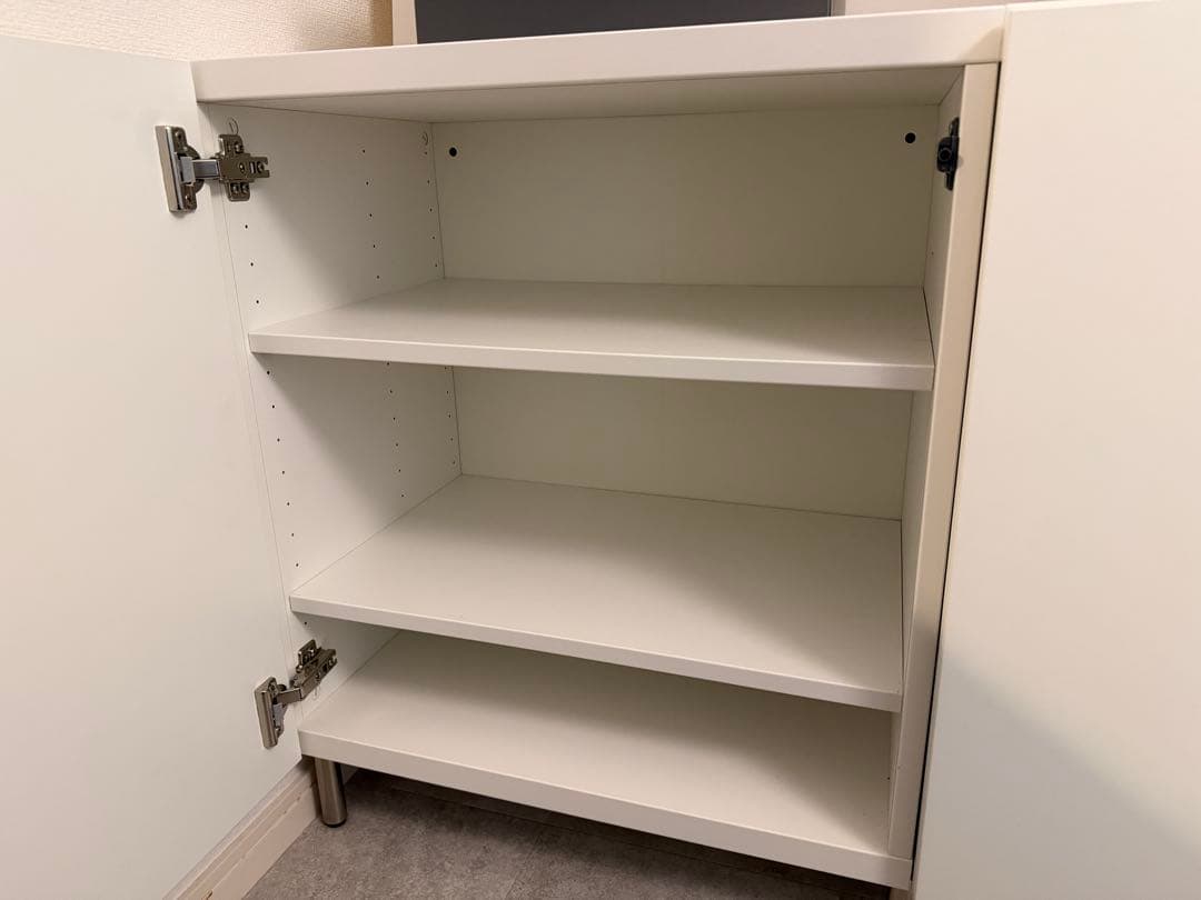 引取り値引き】IKEA ベストー ホワイト， 120x40x38 脚10cm BESTÅ