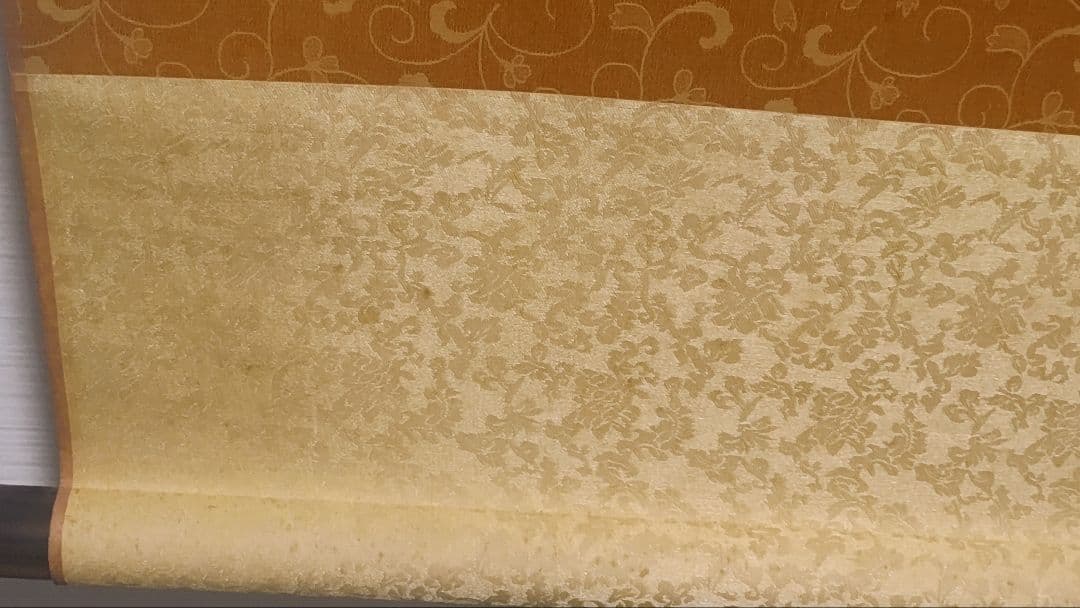 ご希望額まで値下げ～@中国画家 斉白石 花鳥図の印刷掛軸(一部に手彩色) 2本