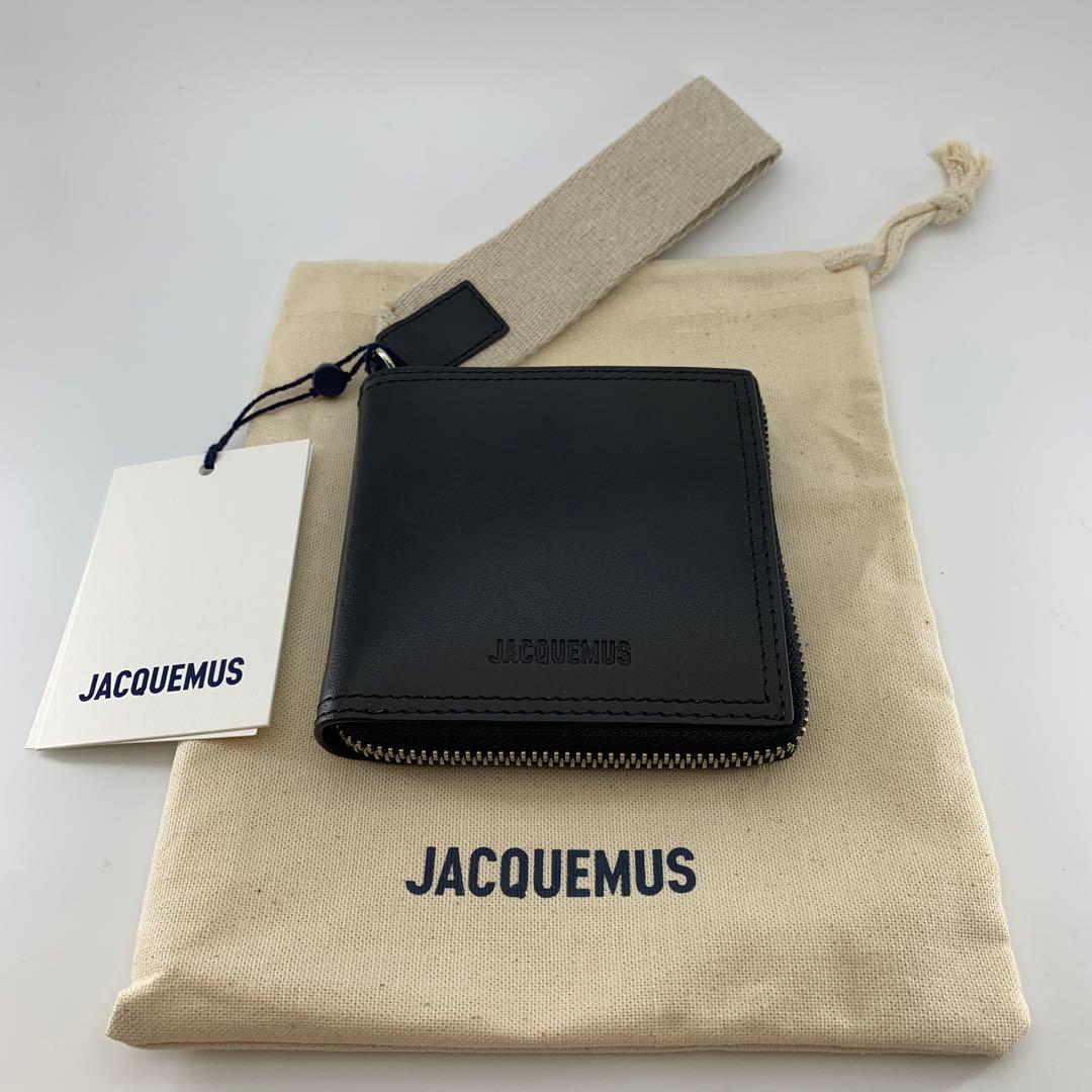 新品 《JACQUEMUS》 ジャックムス 折財布 黒 - メルカリ