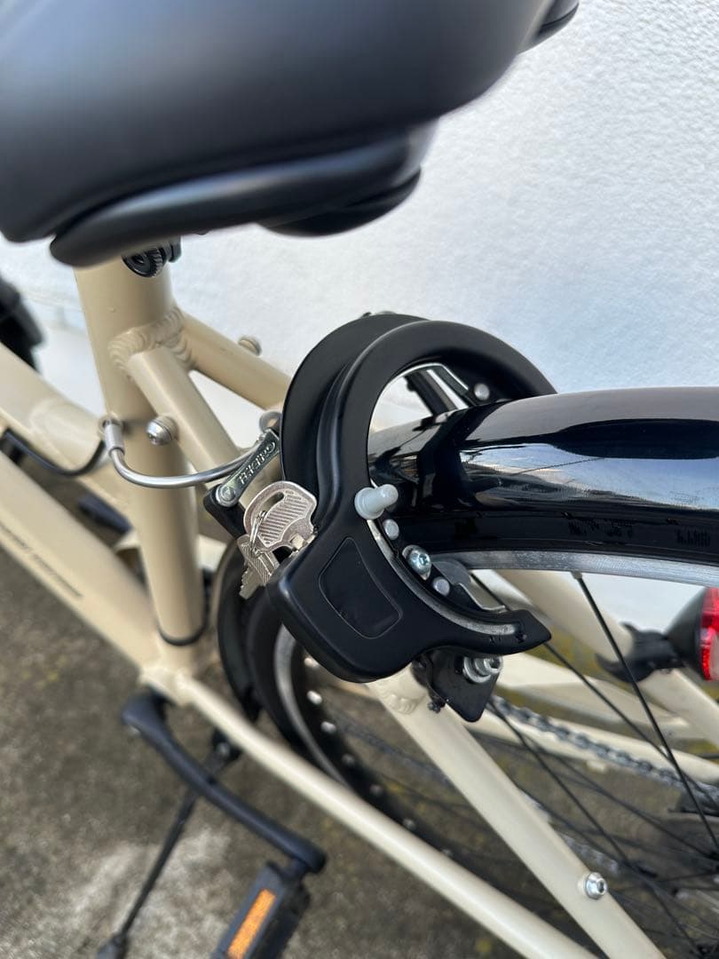 【バキ】美品 あさひ オフィスプレスN 前カゴ付 クロスバイク ベージュ