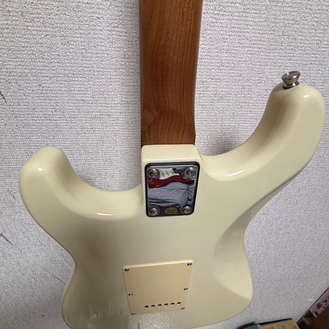 ポ*ン様 バッカス BACCHUS BST-2-RSM/M OWH エレキギター