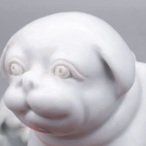 海を渡り、英国で百年以上座り続けた仔犬B正面！明治～大正期 平戸焼古伊万里九谷猫 海を渡り、英国で百年以上座り続けた仔犬！明治期 平戸焼 招き猫