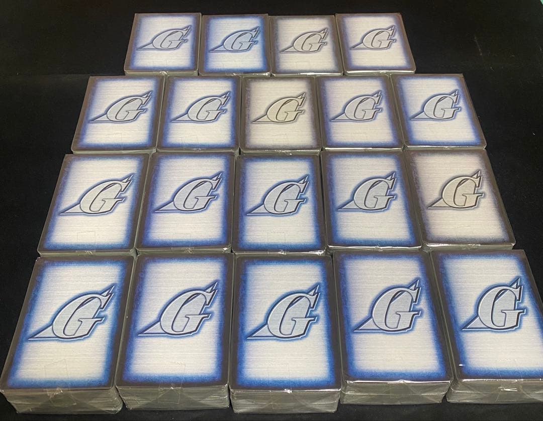 ガンダムウォーカード 青まとめ売り⑪約2200枚 十字勲章 集合写真など