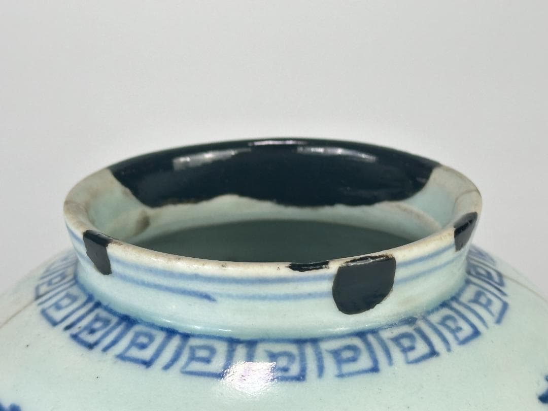 韓国美術　李朝時代　青花　花卉文壷　小壷　直り有　時代物　古物　朝鮮古陶磁