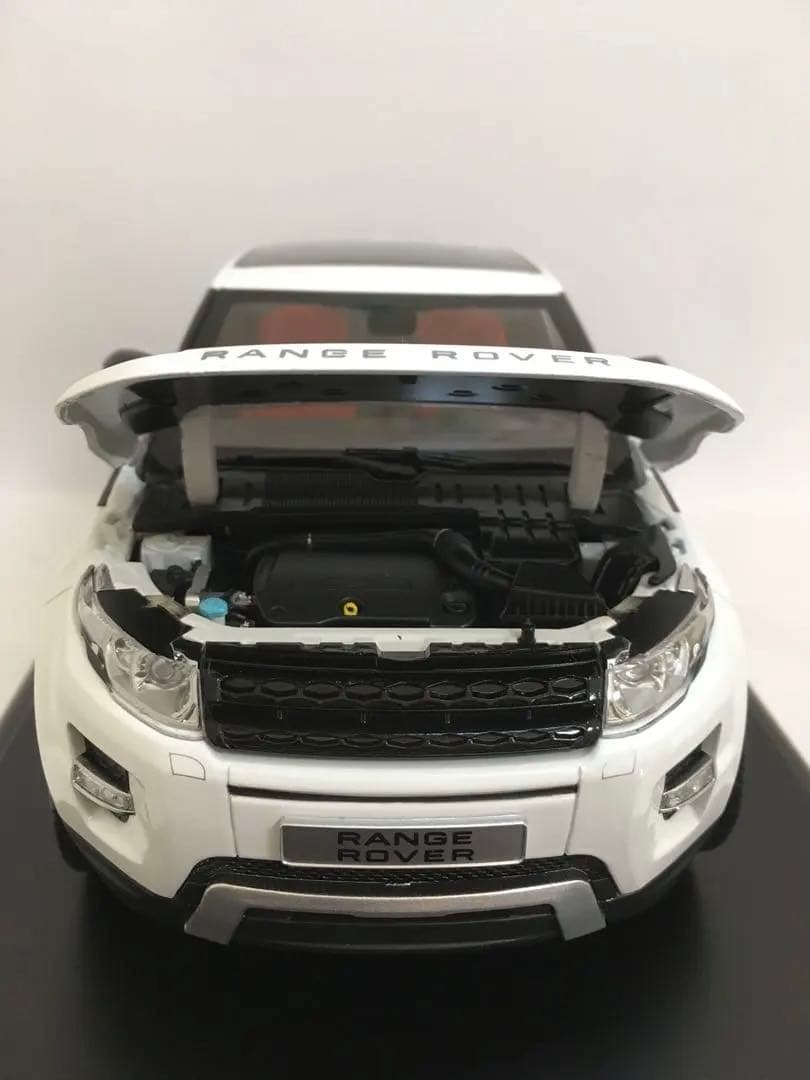 レンジローバー イヴォーク 1/18 ミニカー ホワイト年末最終セール