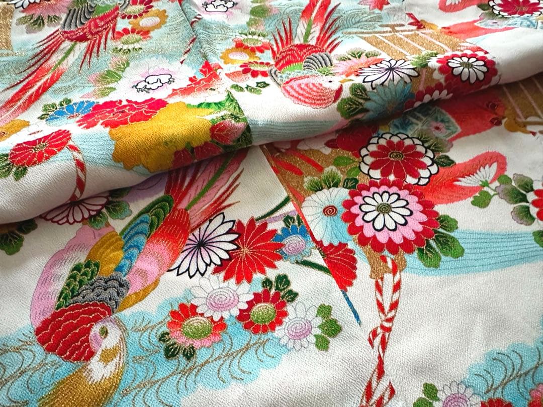 七五三 7歳 四つ身着物 レトロ柄 牡丹 鶴 金彩 美品