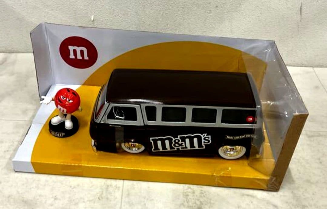 Jada 1/24 M&M‘s レッド&1965 フォードエコノライン　8/14