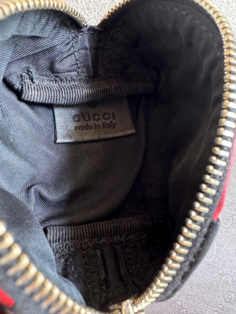 『希少』GUCCI ケース てんとう虫 入手困難