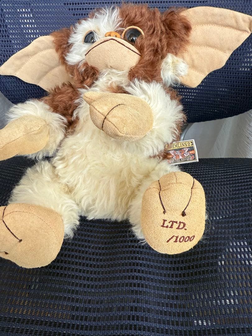 GREMLINS 2 Gizmo Limited Edition ぬいぐるみ - メルカリ