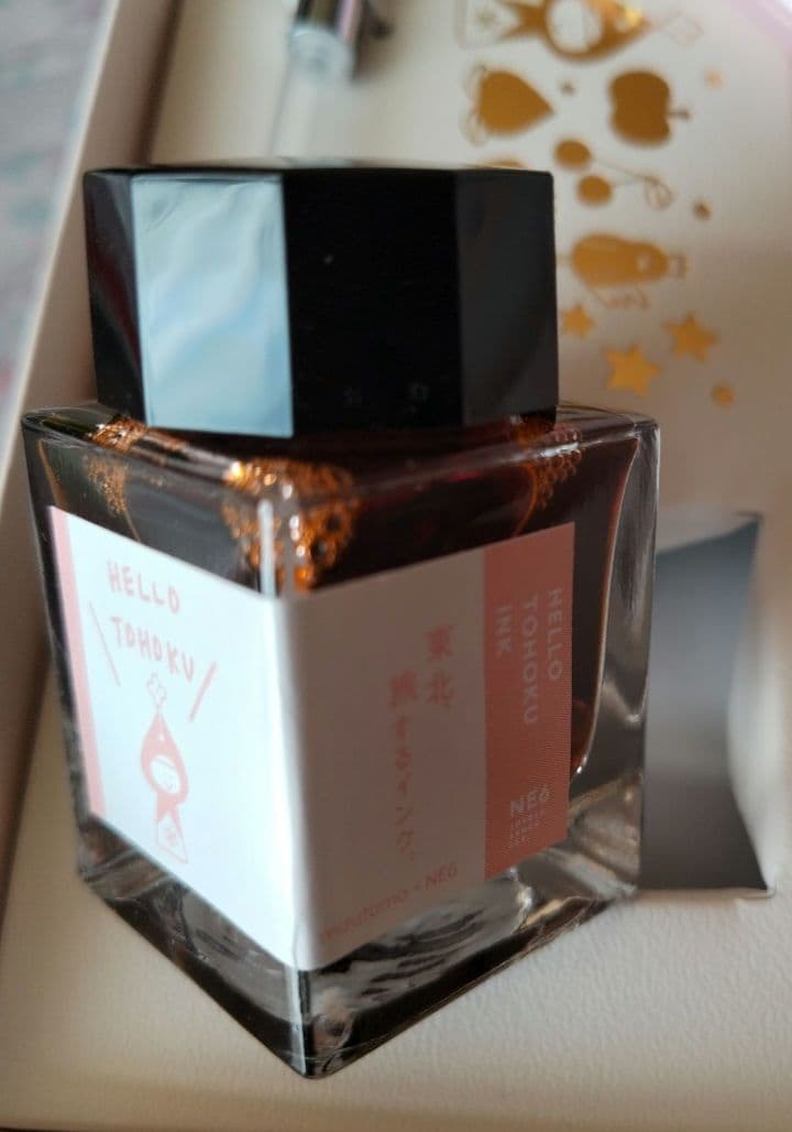 mizutamaさん 万年筆　NE6 春風、花びより 値下げしました