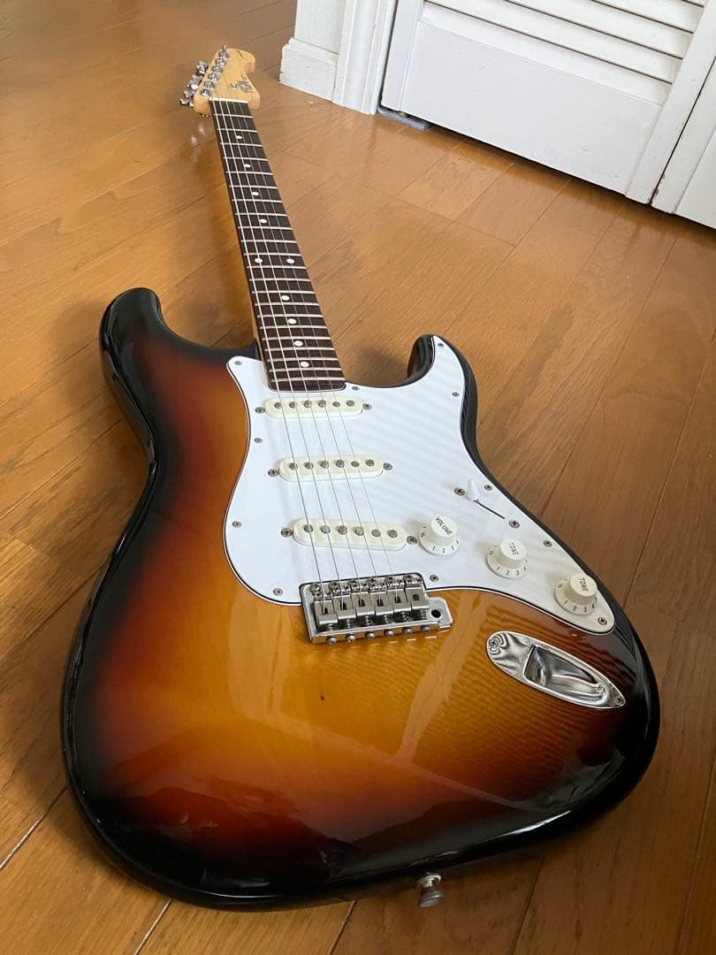 FGN J-STANDARD ストラトタイプエレキギター 安い 価格