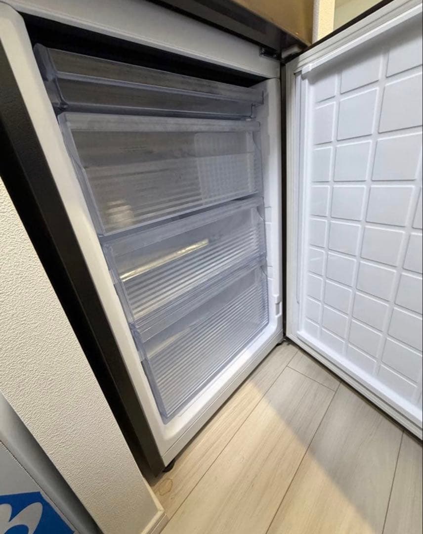 シャープ 冷蔵庫 幅56.0cm 280L 右開き　⭐️即日発送