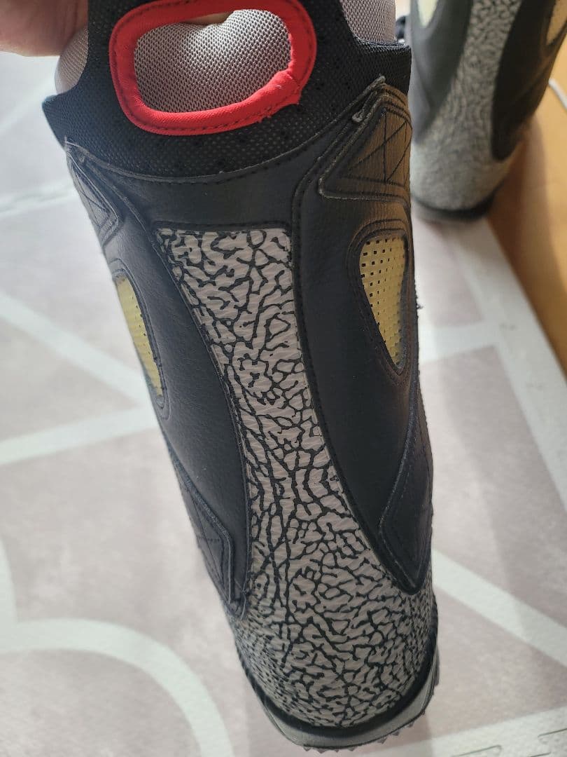 ★レア★Nike Air スノーボードブーツ 怪獣