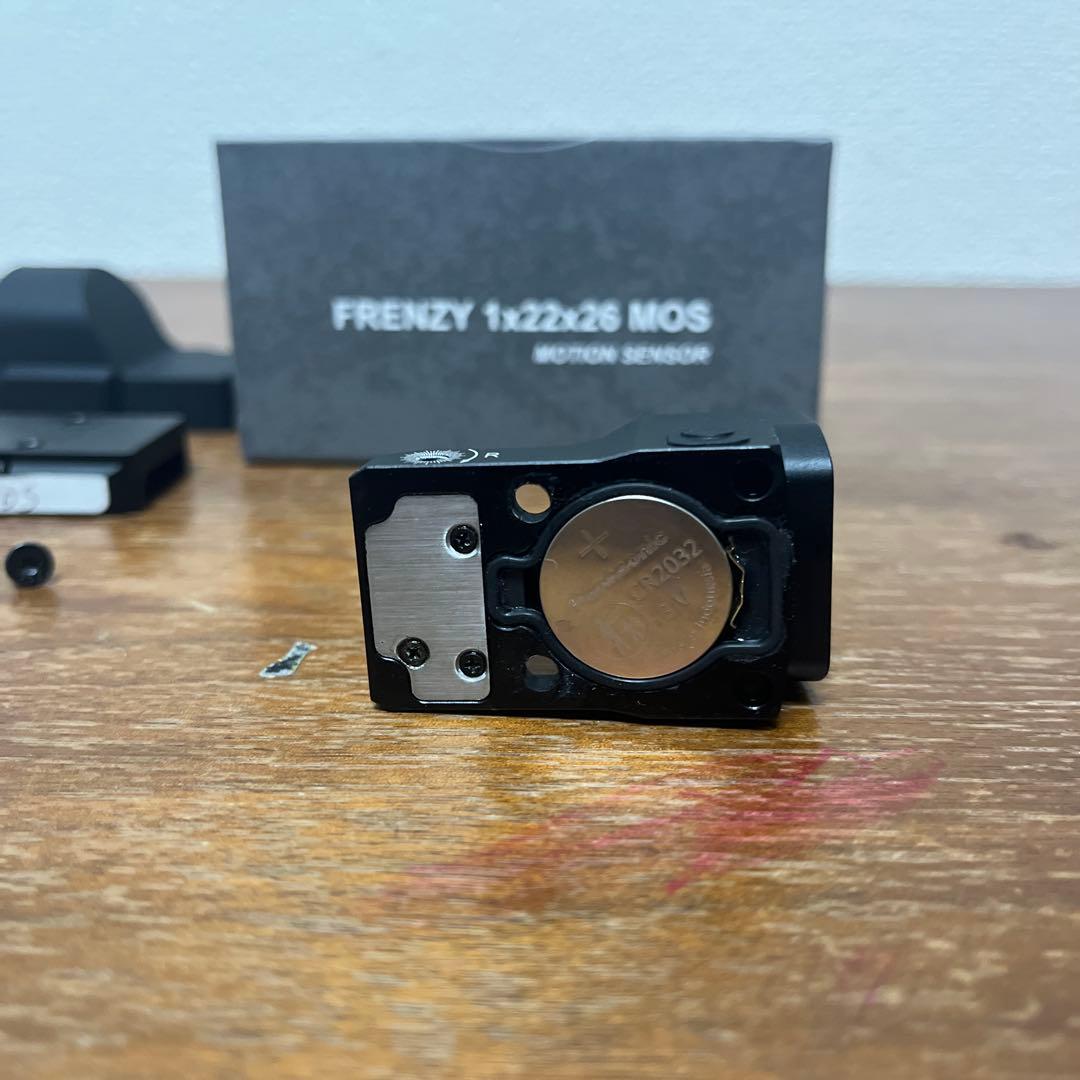 バ*ル様 VECTOR OPTICS FRENZY 1x22x26 MOS