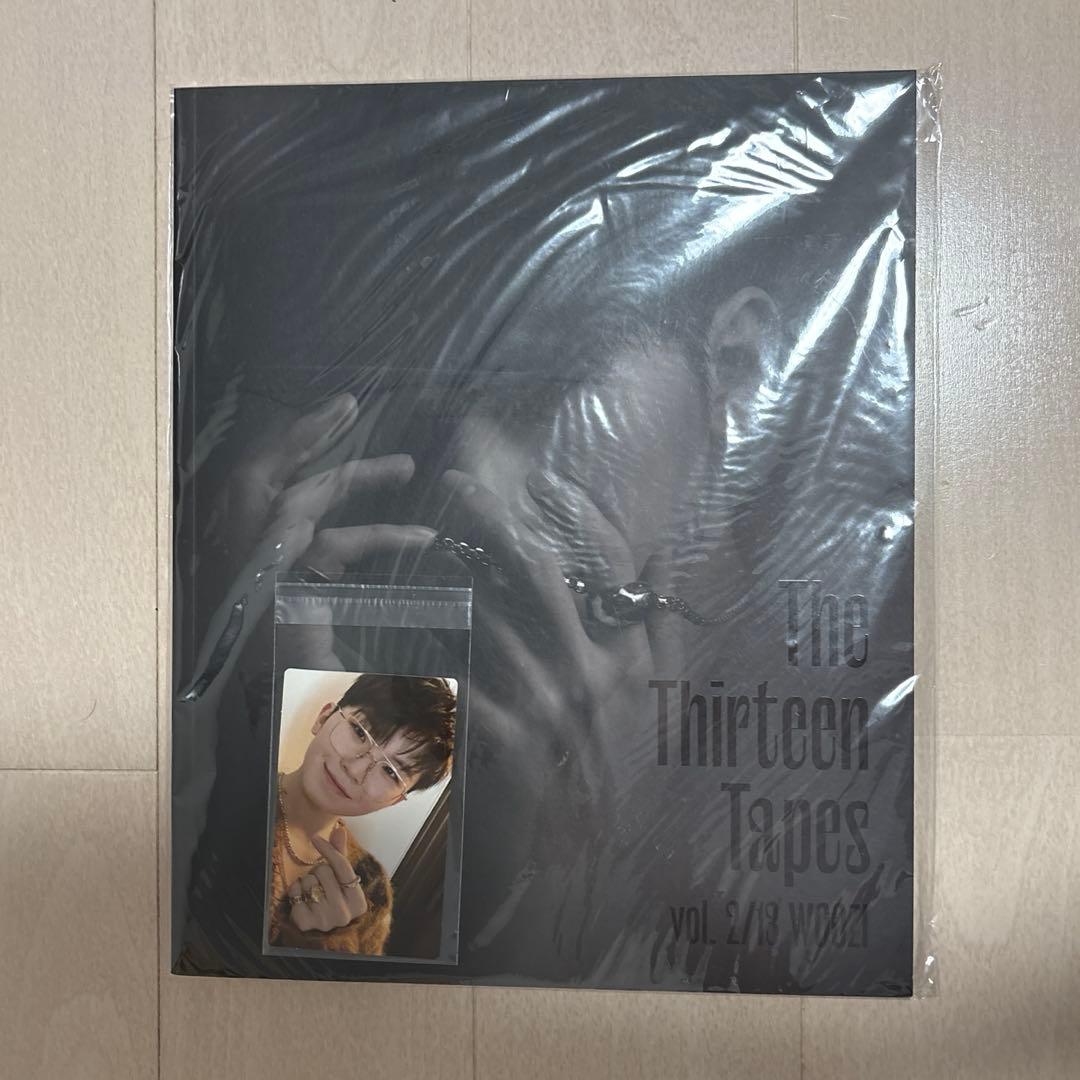 seventeenThe Thirteen Tapes TTT ウジ 写真集