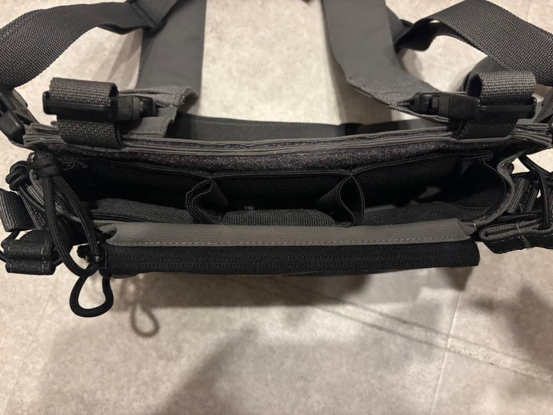 PEW Tactical HSPスタイル D3CRMチェストリグ ウルフグレー ミリタリー