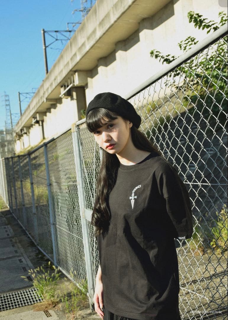 X-RAGE HUNTERxHUNTERS クラピカTシャツ