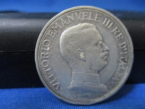 ☆イタリア2リラ銀貨☆1916年／ヴィットーリオ・エマヌエーレ3世／Ⅴ611-2