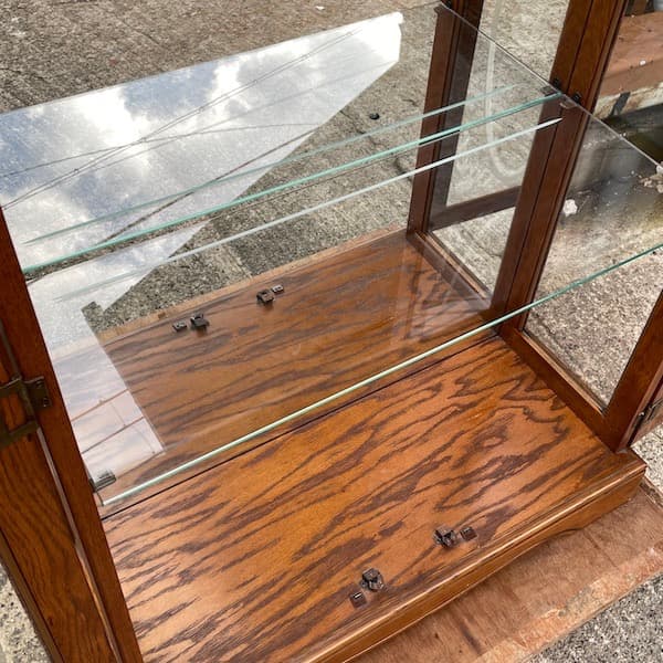 関西限定 送料別 アメリカ製 飾り棚 キュリオケース ショーケース