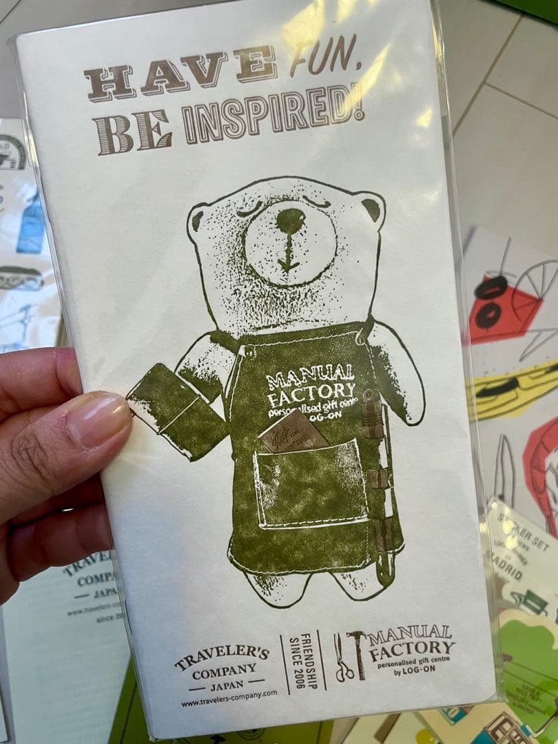 TRAVELER'S NOTE】トラベラーズノート/キャラバンマドリード・香港