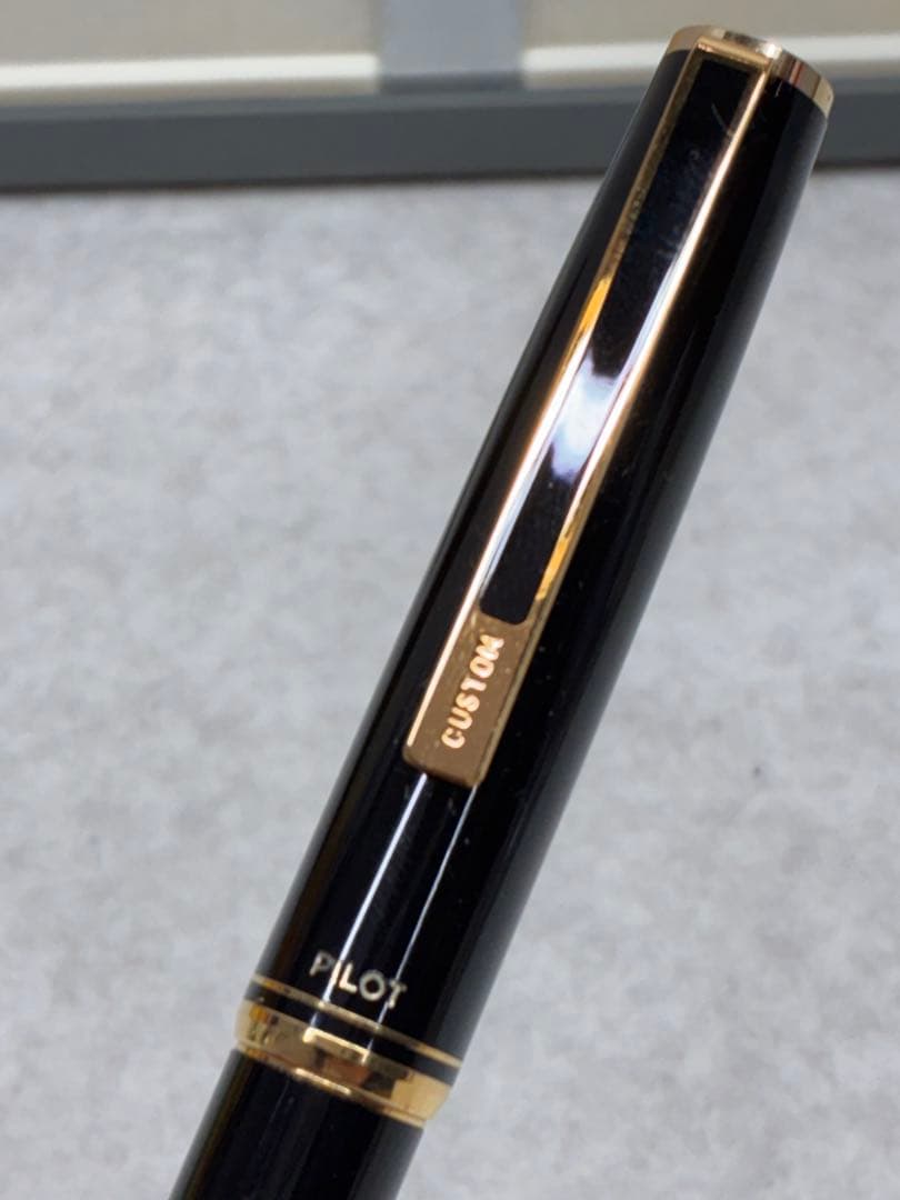 新品 PILOT パイロット カスタム 万年筆 <F> ペン先 14K 585