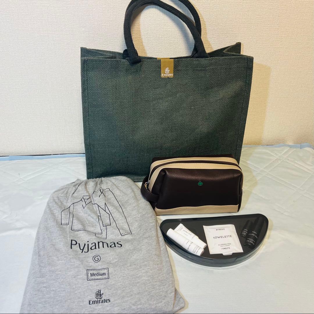 エミレーツ航空 ファーストクラス ブルガリポーチ アメニティ レジェン