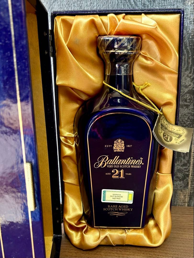 バランタイン21年スコッチウイスキー RARE AGED 未開封陶器ボトル箱付