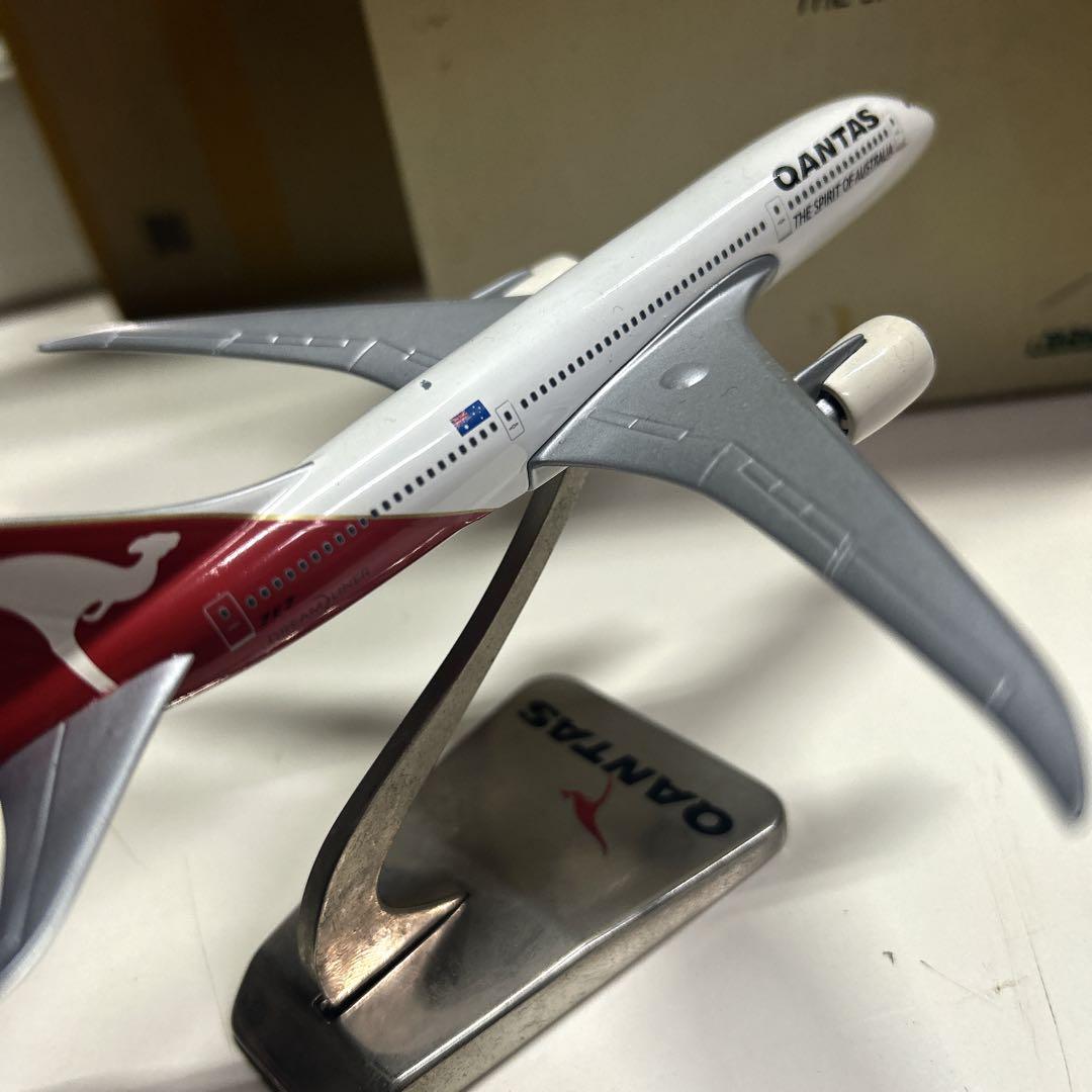 カンタス航空ボーイング787-8（7E7コンセプト）コレクターズエディション模型