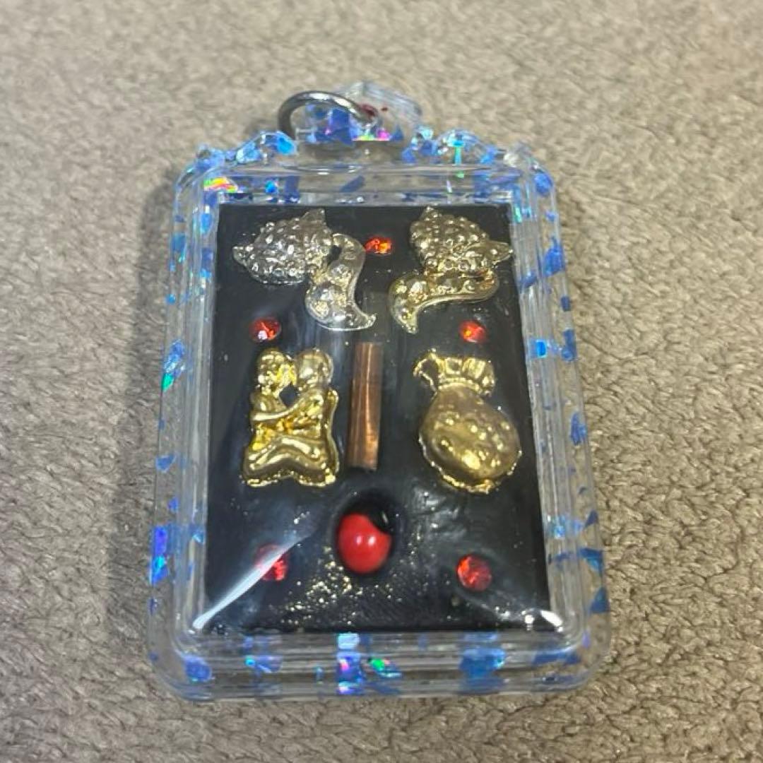 廉価版！】タイのお守りプラクルアン！九尾の狐の女王様！恋愛＆金運が