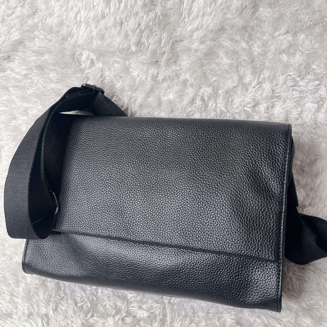 美品 イアパピヨネ ワイドテープ レザー ショルダーバッグ 本革 ブラック