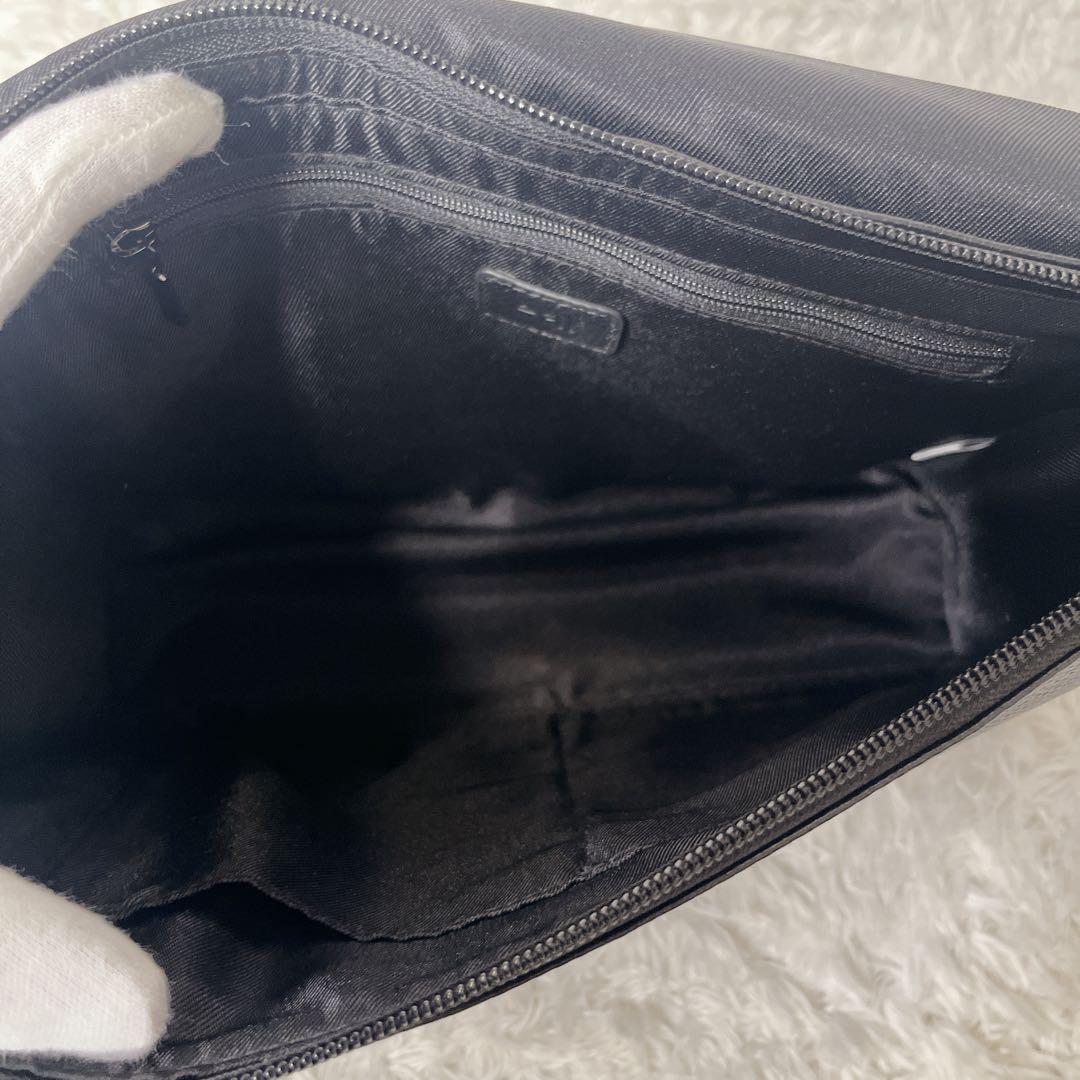 美品 イアパピヨネ ワイドテープ レザー ショルダーバッグ 本革 ブラック