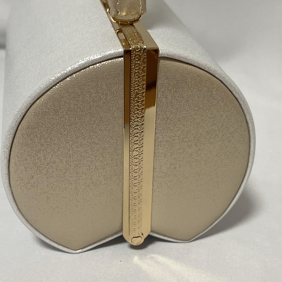 ✨新品✨振袖　振り袖　シルバー　ベージュ　フリーサイズ　和装用バッグ　草履セット