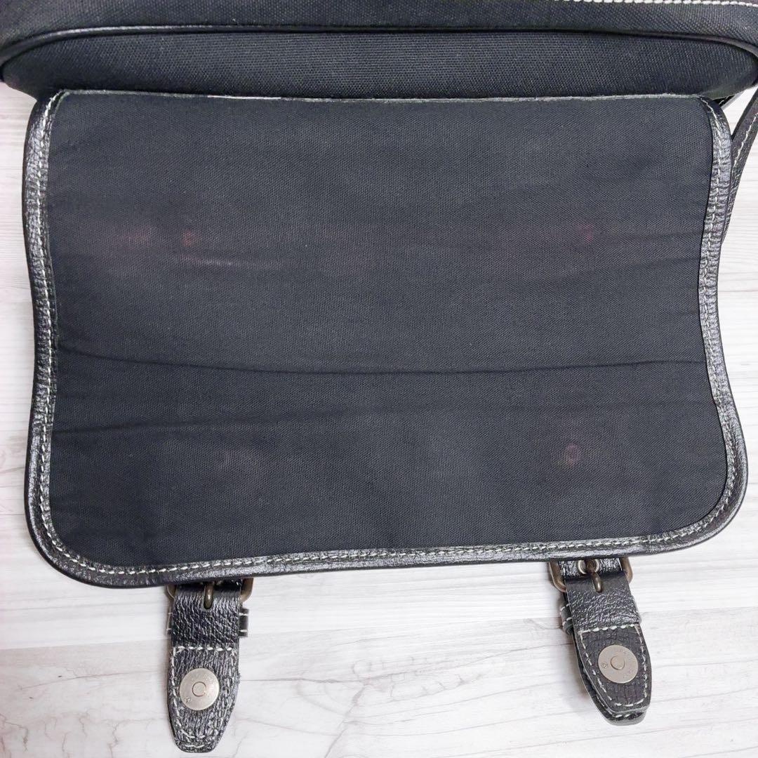 【バーバリー ブルーレーベル】　ショルダーバッグ　ホースロゴ キャンバス 黒