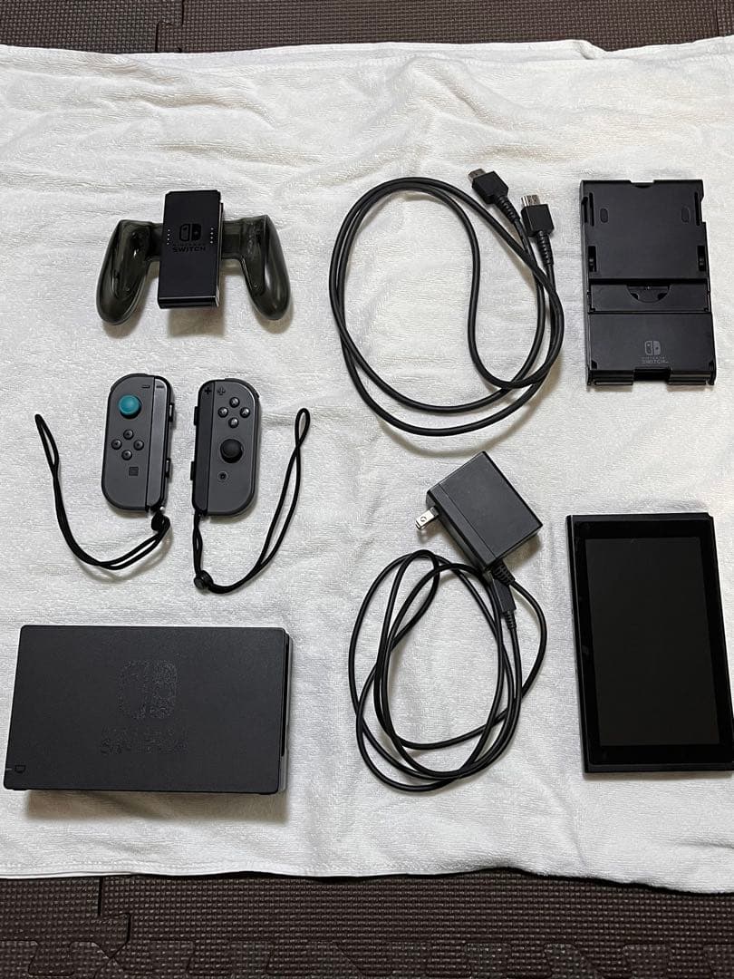 Nintendo Switch 本体 グレー Joy-Con付き　箱、SDあり