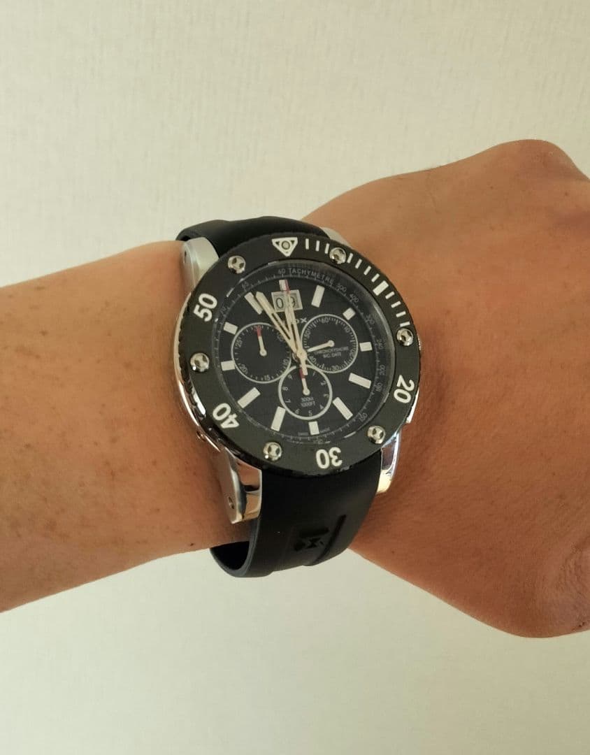 エドックス EDOX クラスワン クロノオフショア ビッグデイト クォーツ　訳有