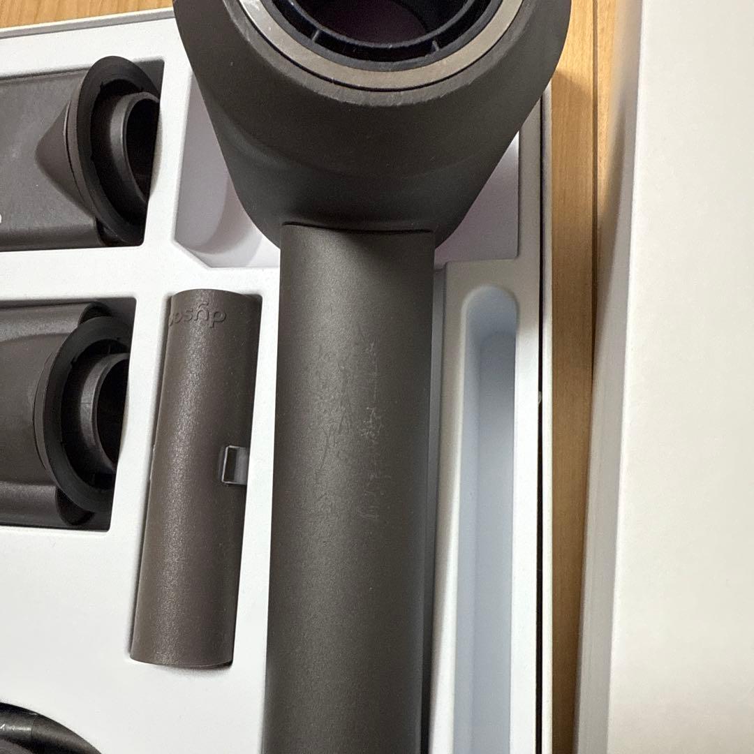 ダイソンドライヤー Dyson 大風量 HD01