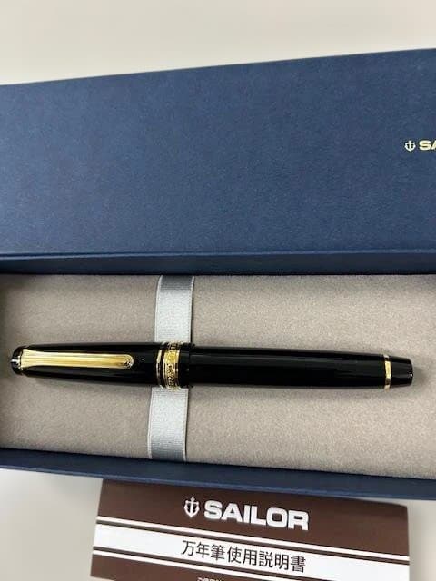SAILOR 万年筆 FOUNDED 1911　FPプロギア　スリムF（細字）
