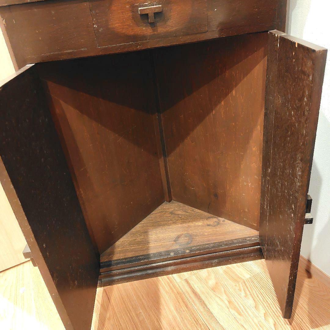 アンティーク 木製コーナーキャビネット ガラス扉付き