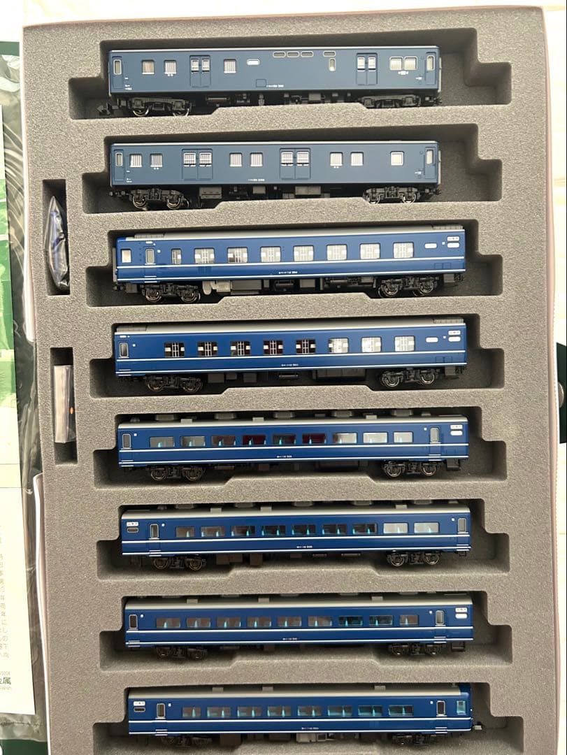 KATO 10-1326 14系500番台　寝台急行「利尻」 14系500番台 寝台急行「利尻」入線です。その2 KATO 10-1326